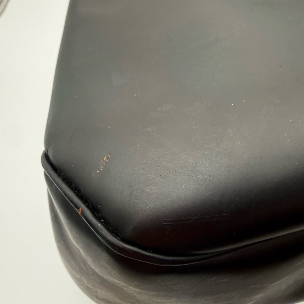 FLAWED Salvatore Ferragamo Black Shoulder Bag - Picture 5 of 15